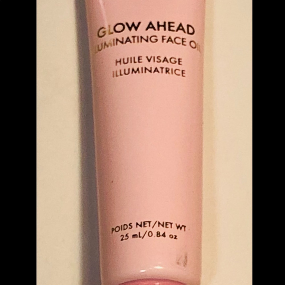 Wander Beauty Glow Ahead Illuminating Face…